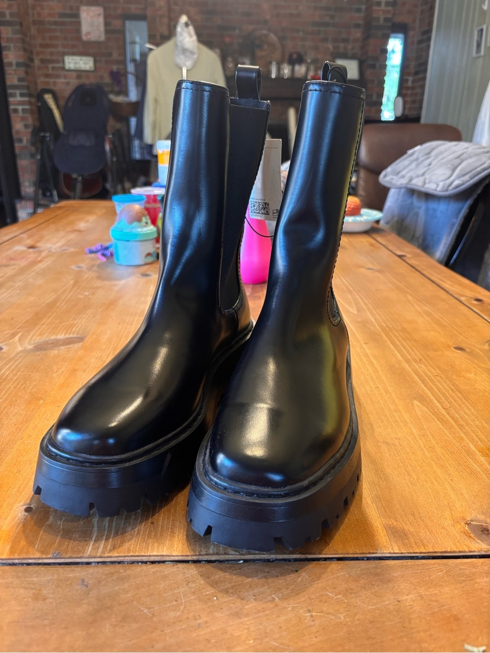 NWT H&M womens chunky platform lug sole mid calf chelsea boots black 10